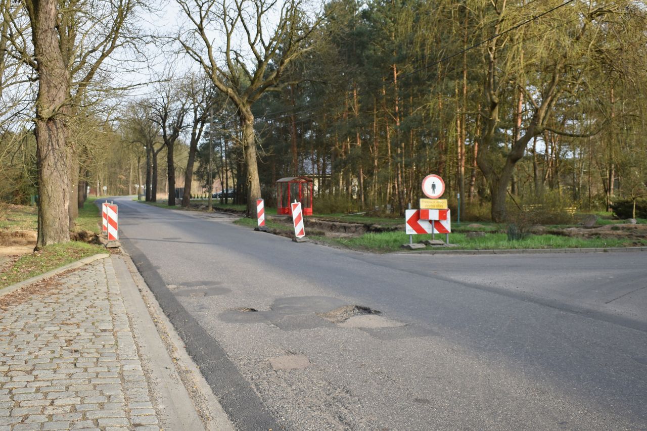 chodnik na głogowskiej