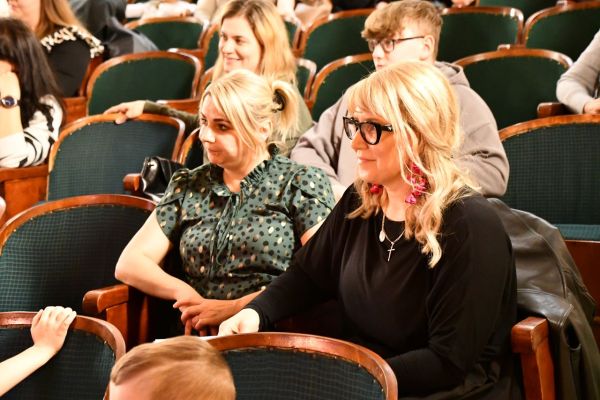 dsc-6472E6366DA4-CABC-EE58-BC79-AADD92DEB453.jpg