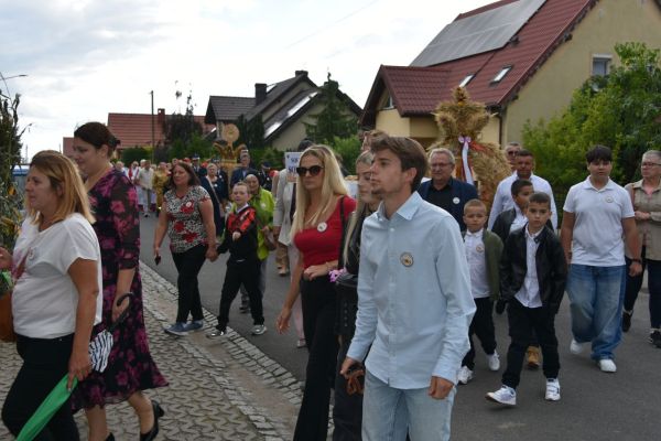 dsc-79176F72E286-30DF-1895-A47C-2EAACF1F66C9.jpg