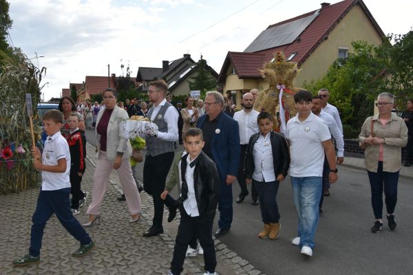 dsc-791817731E23-6F1B-4D39-DA48-13D541C6D9D9.jpg
