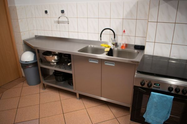 sala-wiejska-w-sobczycach-60D8844BB-B1ED-8AFE-B3A2-B45E3CE7D7F6.jpg